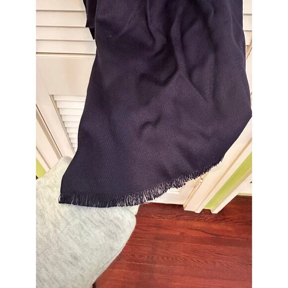 Vince Camuto NWT Navy Blue Scarf - Picture 2 of 4